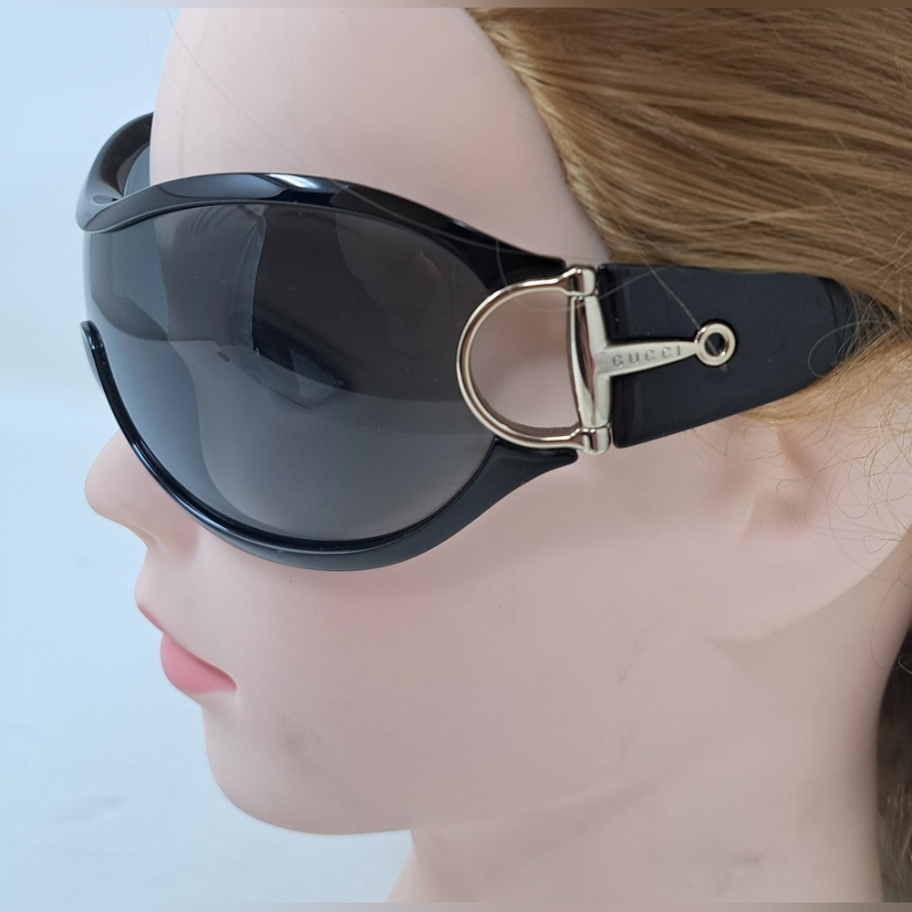 Gucci Women's Sunglasses Vintage Y2K Wrap Black Gray Gold Horsebit GG2561/S - Picture 16 of 16